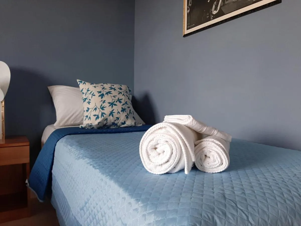 San Giovanni Suèrgiu Sa Mendula B&B