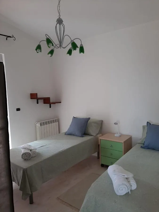 San Giovanni Suèrgiu Sa Mendula B&B إيطاليا